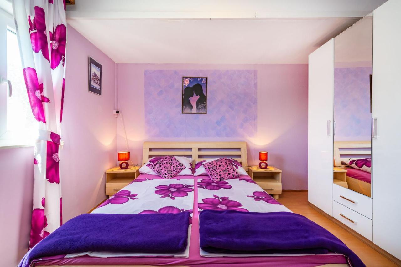 Holiday House K&K ปริฟลากา ภายนอก รูปภาพ