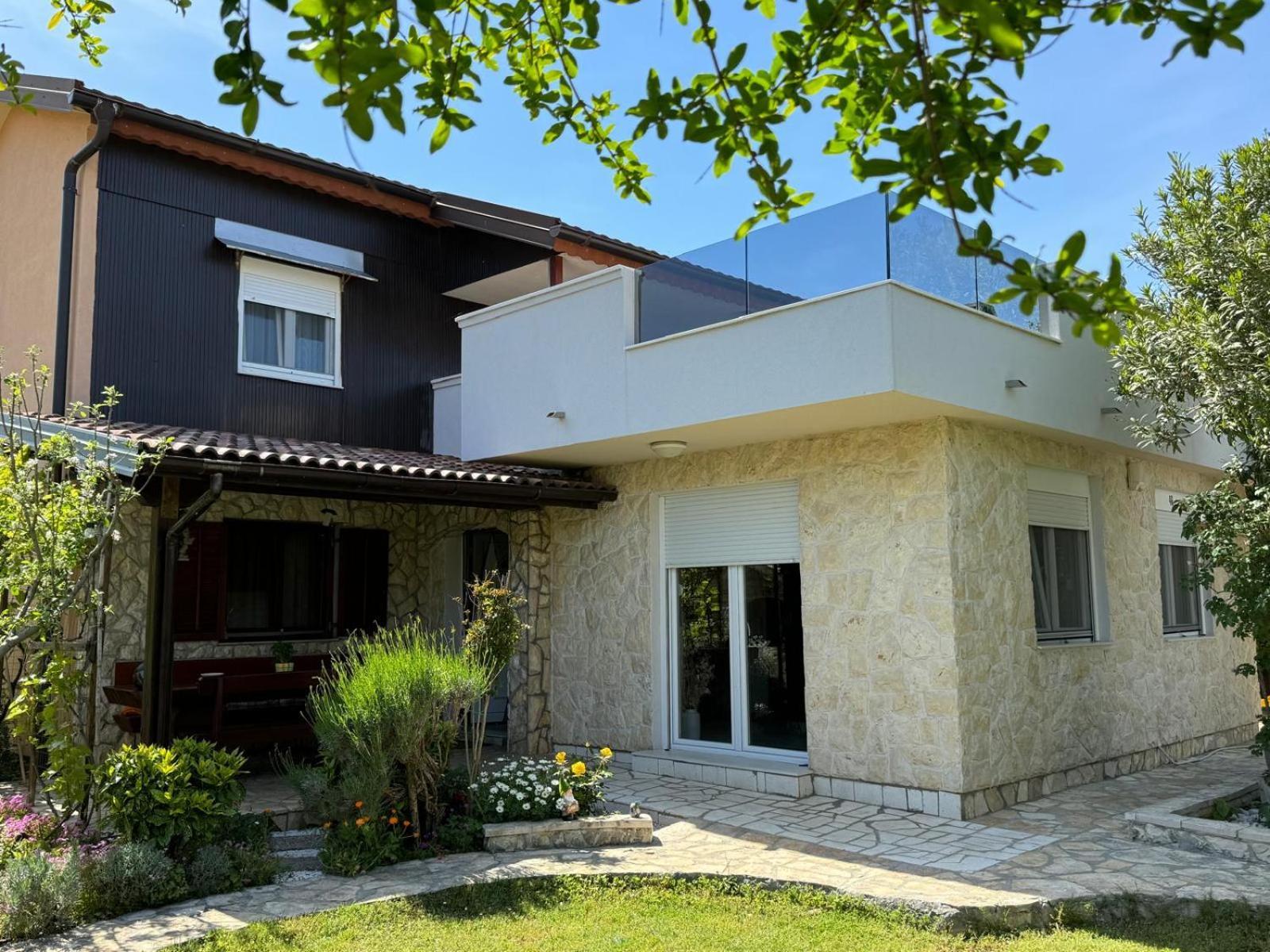 Holiday House K&K ปริฟลากา ภายนอก รูปภาพ