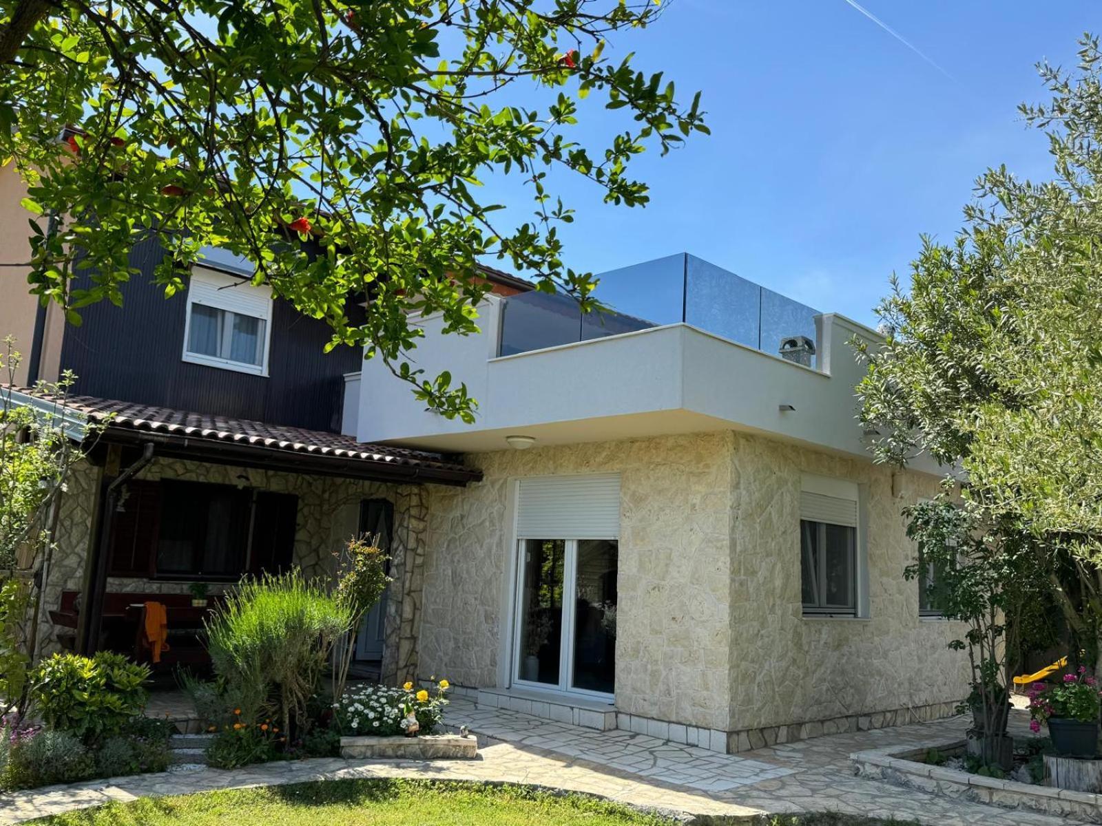 Holiday House K&K ปริฟลากา ภายนอก รูปภาพ